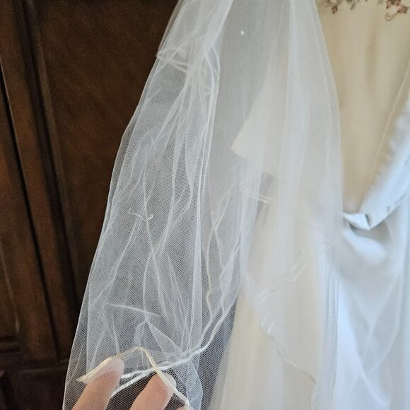 Oleg Cassini 18W Vintage Embroidered Wedding Dress 8CV008 - Picture 13 of 17